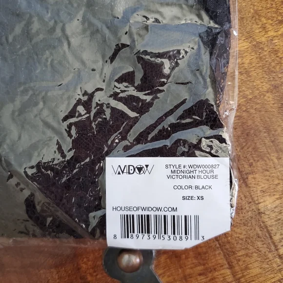 🖤 Midnight Hour Lace Victorian Blouse 🖤 - Picture 7 of 15